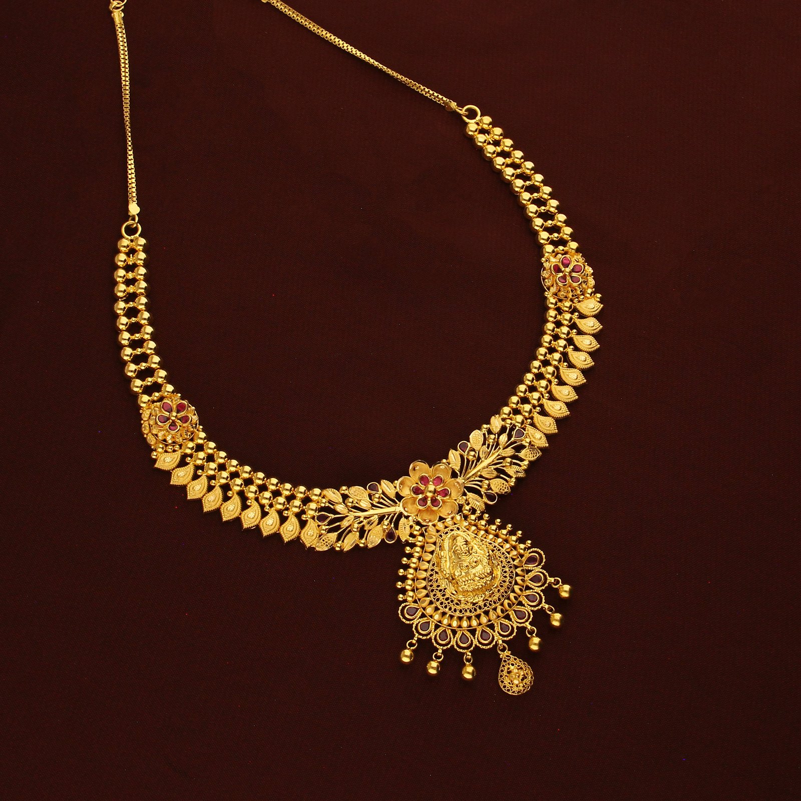 FANCY NECKLACE